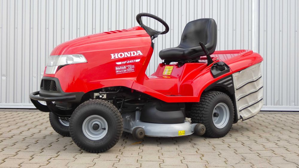 Traktor kosiarka HONDA 2417 Demo 2 Cylindry (060901.4) Baras