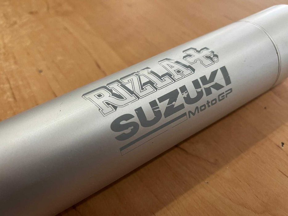 Tuba pojemnik akcesoria SUZUKI rizla+ srebrna chrom szara do przechowywania