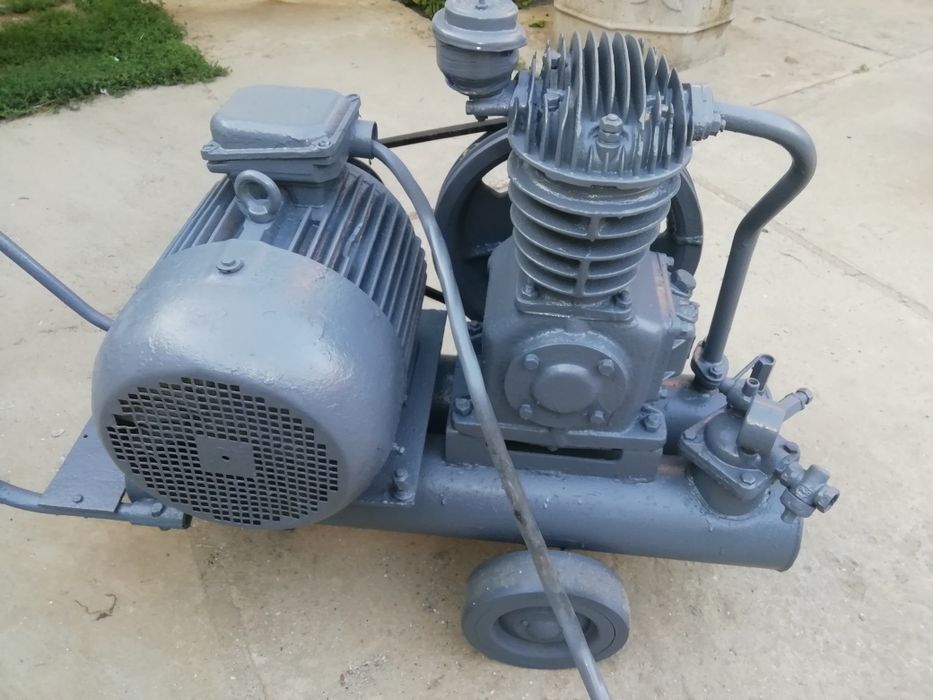 Промышленный компрессор Со 7 б