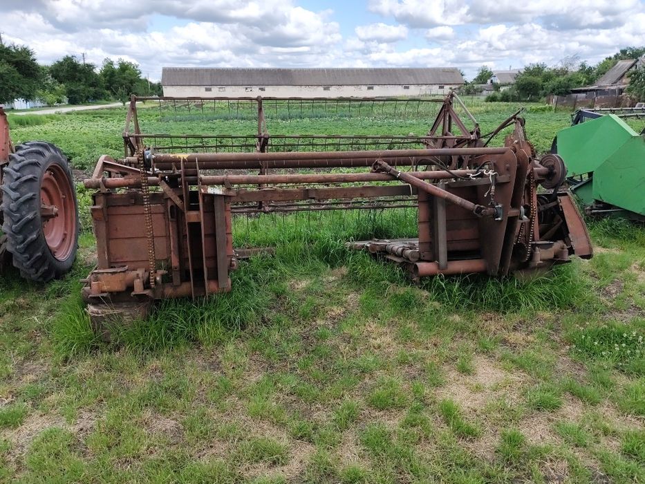 Продам самохідну жатку E 302