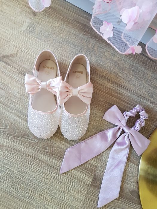 Sukieneczka Reserved 134-140 buty i gumka