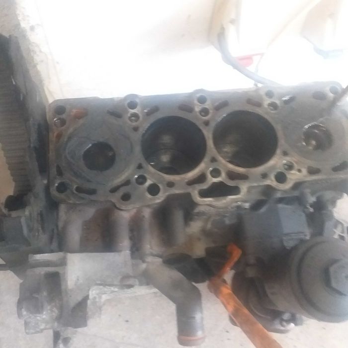 Bloco motor completo VW 1.9 tdi BKC  105 CV