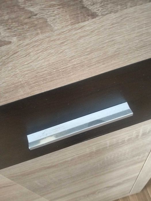 Szafa ubraniowa dwudrzwiowa