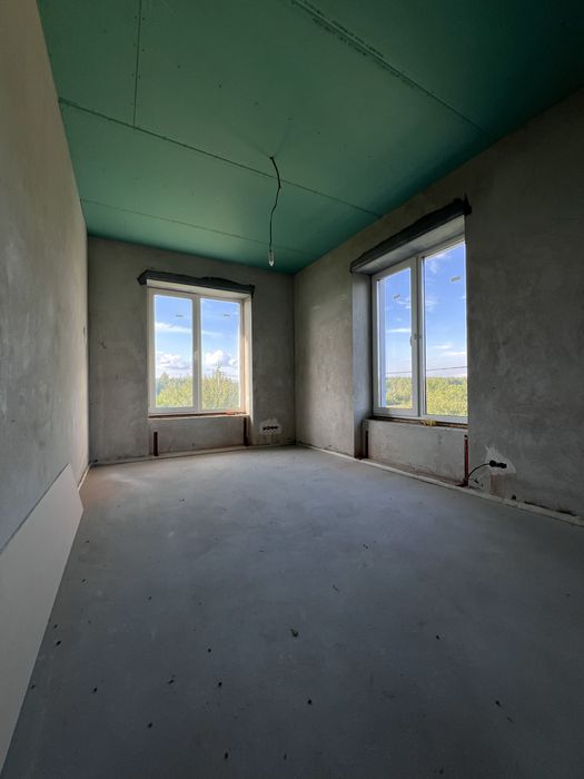 Продаж будинку. Ліс. Озеро