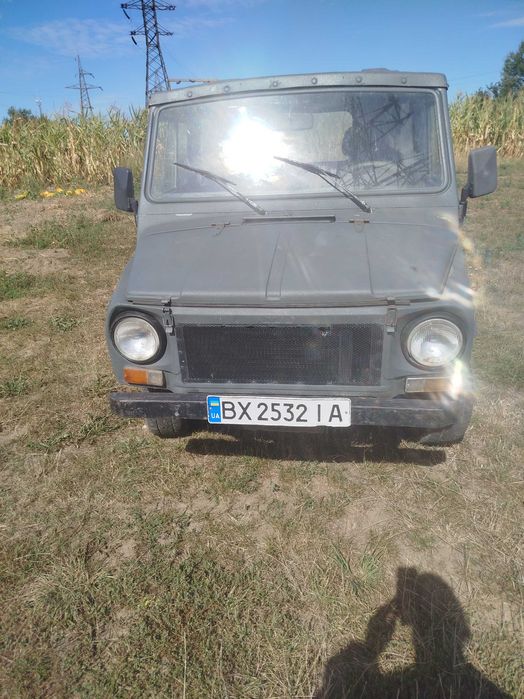 Шукає власника трудяга