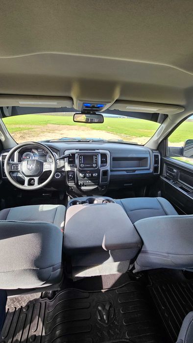 Dodge Ram 1500 5.7 2013 r