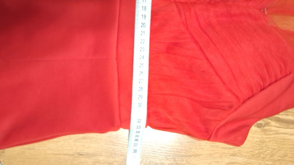 Sukienka czerwona 38