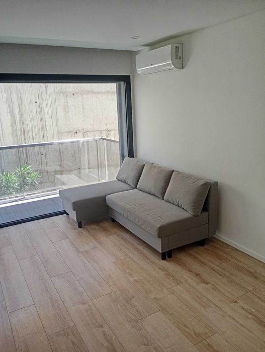 Apartamento T1 pronto a habitar