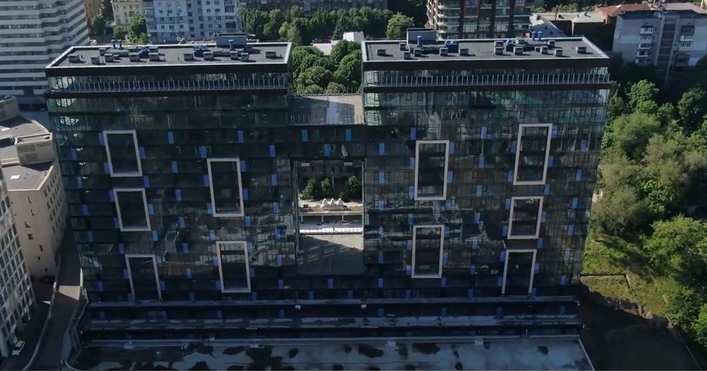 В продаже просторная квартира в доме Бизнес Класа ЖК Небо