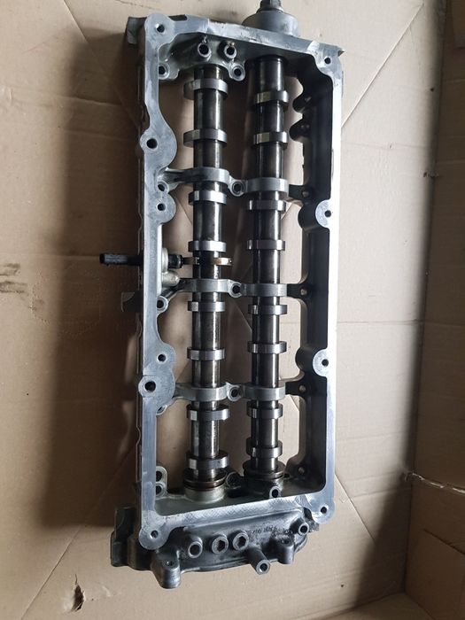 Głowica kompletna z kasetą kaseta  Audi a4 a5 a6 05L 103 308P  05L103308P   05L103403T DEZ 2.0tdi