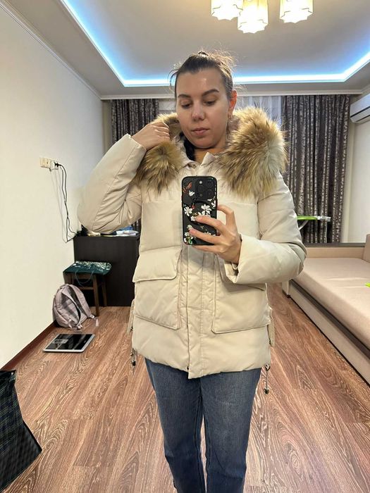 Пухова куртка, італійська Max Mara, натуральний пух, хутро