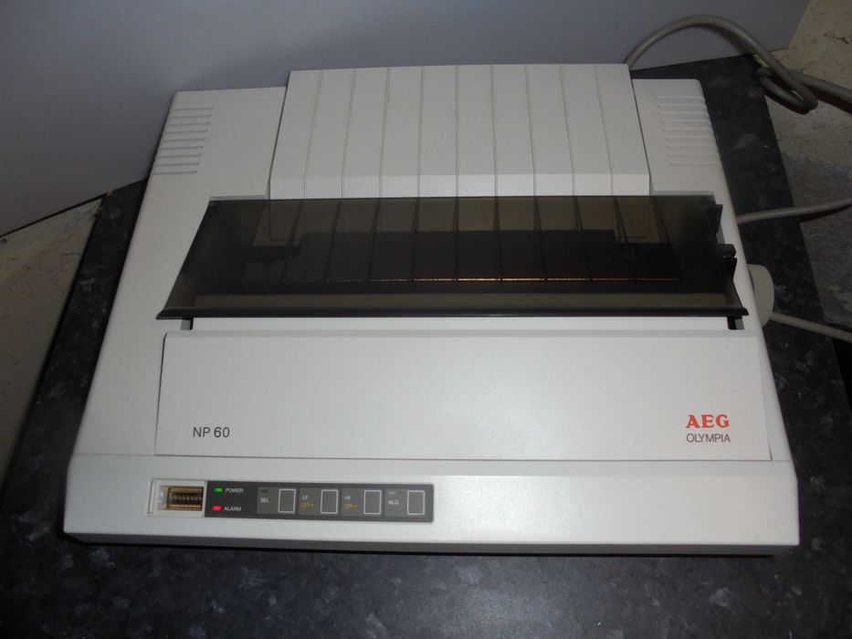 Impressora de agulhas AEG de 1991 como nova