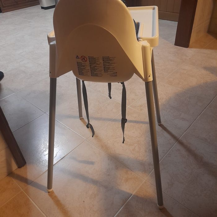 Cadeira de alimentação bebé