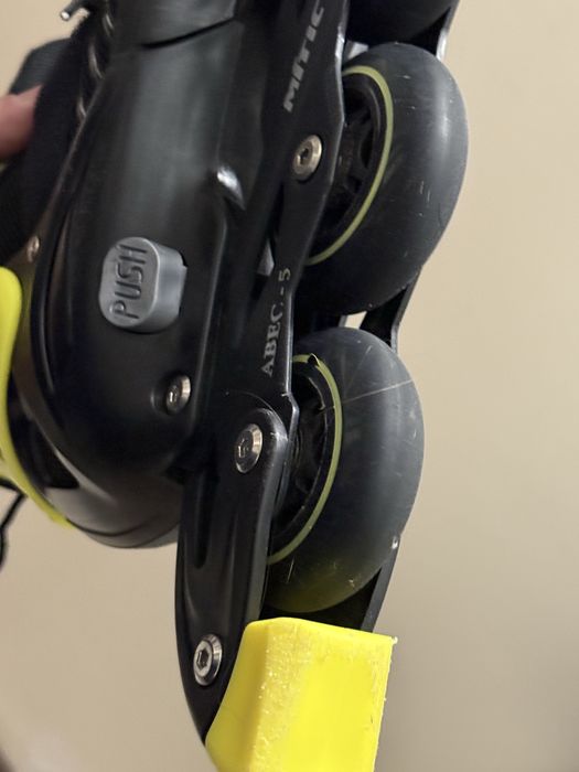 Patins em linha como novos