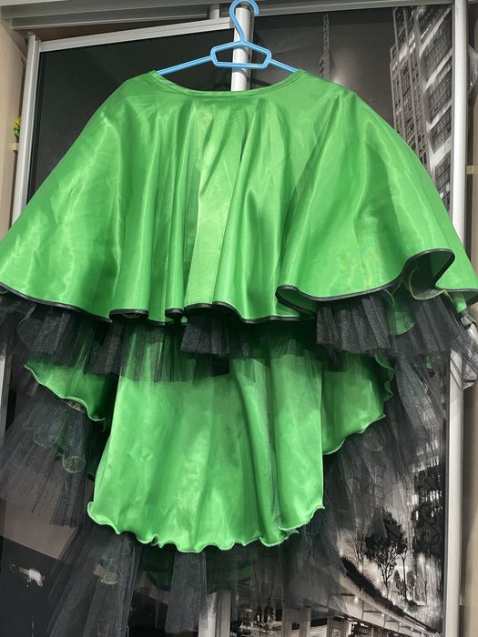 Вечірня сукня, сукня на випускний