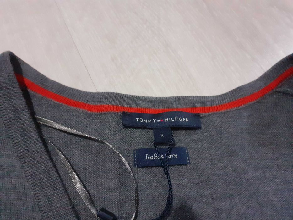 Tommy Hilfiger ciepła sukienka 36
