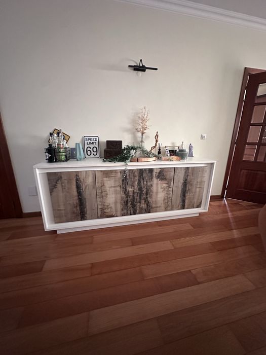 Aparador / movel como novo