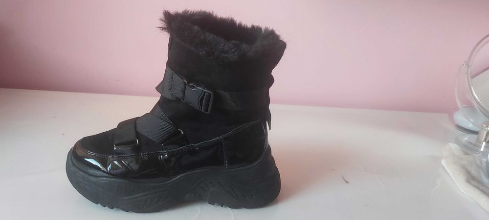 Buty zimowe damskie rozm.37