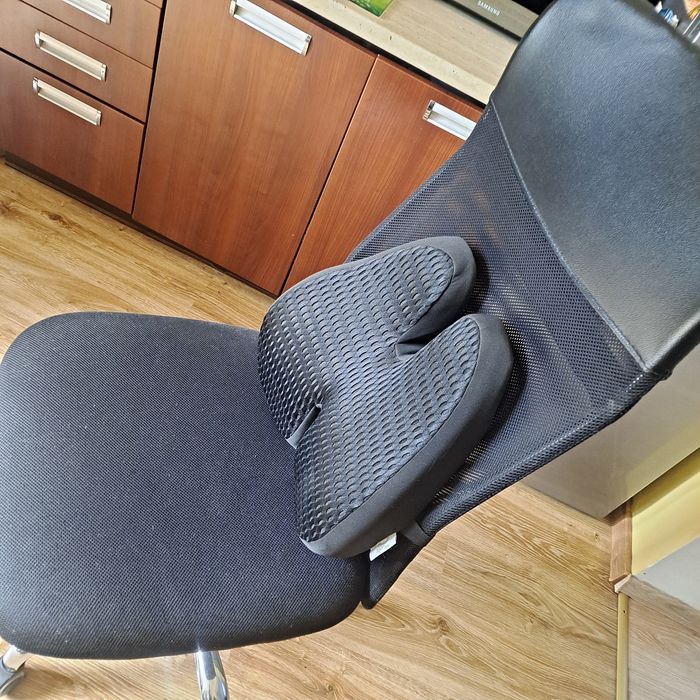 Krzesło obrotowe jak nowe plus gratis