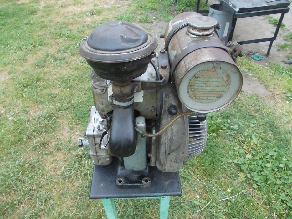 Silnik spalinowy SASCH poj 275cm