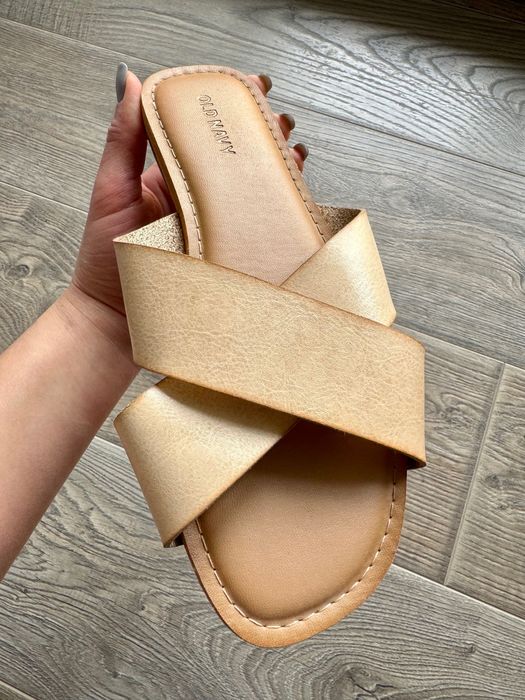 Old navy шльопанці