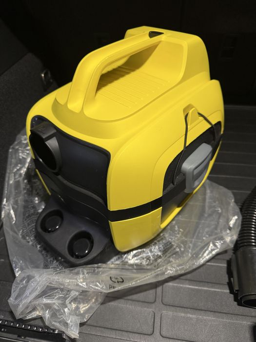 Akumulatorowy odkurzacz Karcher WD 1 Compact Battery Set + dodatki