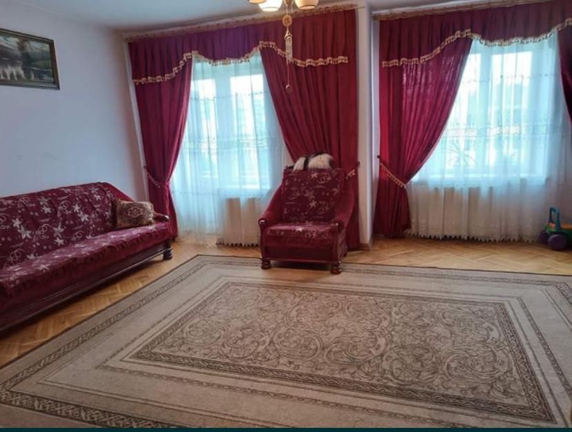 Продаж дворівневої квартири на вул.Бойчука