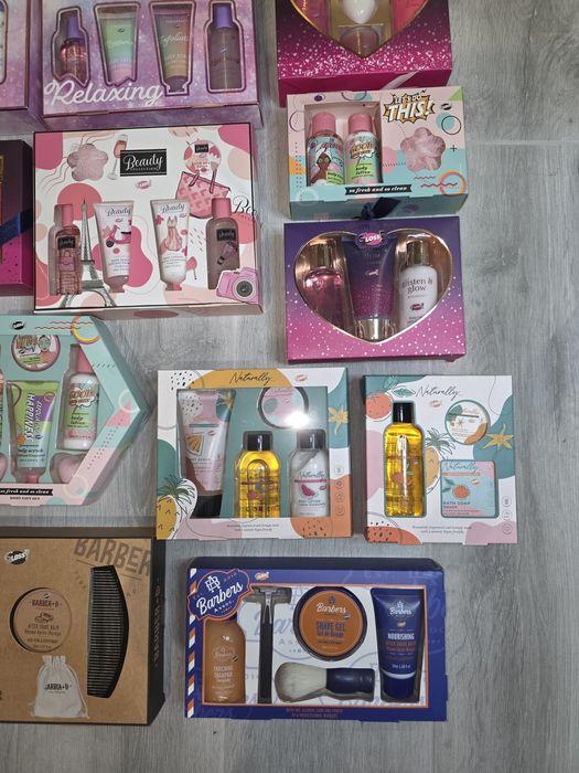 Lote 12 Conjuntos Cosmética Novos | Homem e Mulher