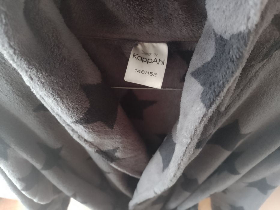 Szlafrok KappAhl r. 146/152
