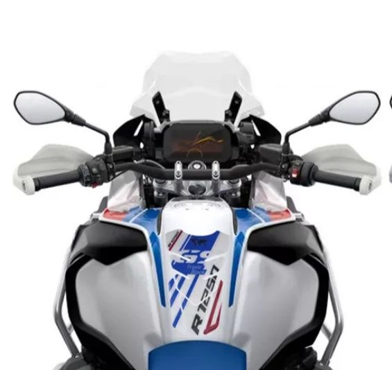 Наклейка на топливный бак мотоцикла