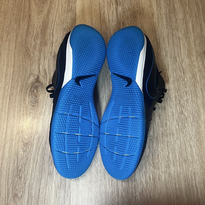 Футзалки Nike Tiempo