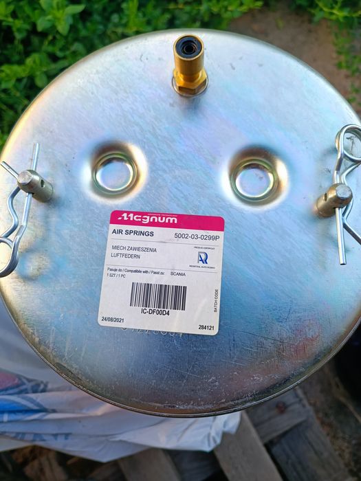 Продам пневмо подушку SCANIA Magnum AIR SPRINGS 5002-03-0299P
