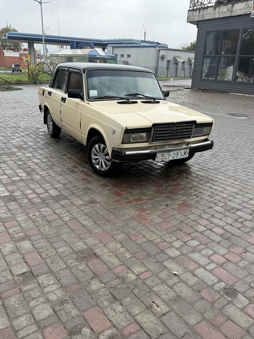 Продам ваз 2107.