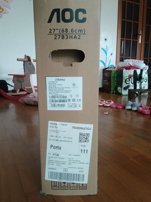 monitor de desktop de 27" polegadas à venda, praticamente novo.Model 27B3HA2