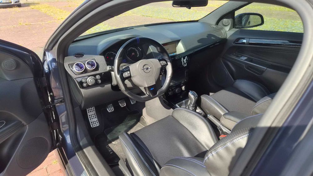 Opel astra GTC 1.3 CDTI kits OPC