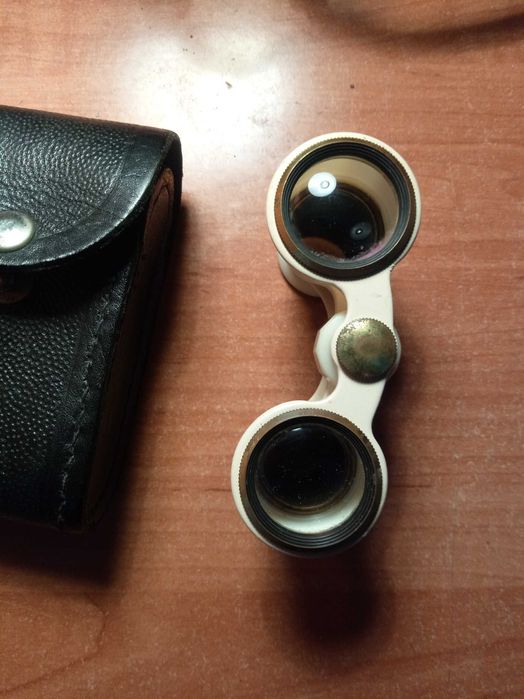 Бинокль театральный СССР.