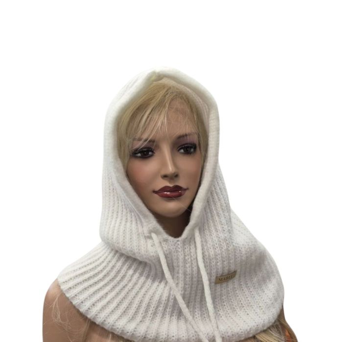 Balaclava cieplutka kremowa