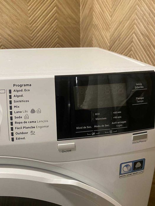 Máquina de Secar Roupa AEG Lavatherm 8000 Series – 8 kg