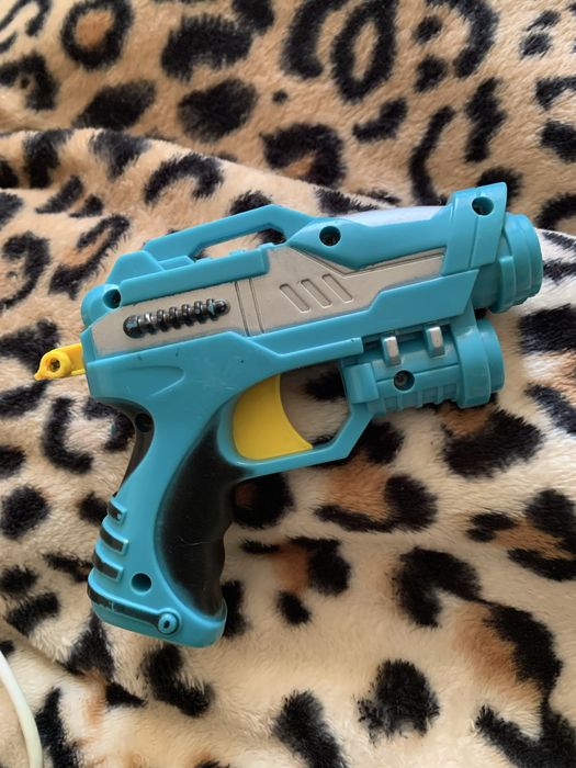 Автомати бластери і пістолети