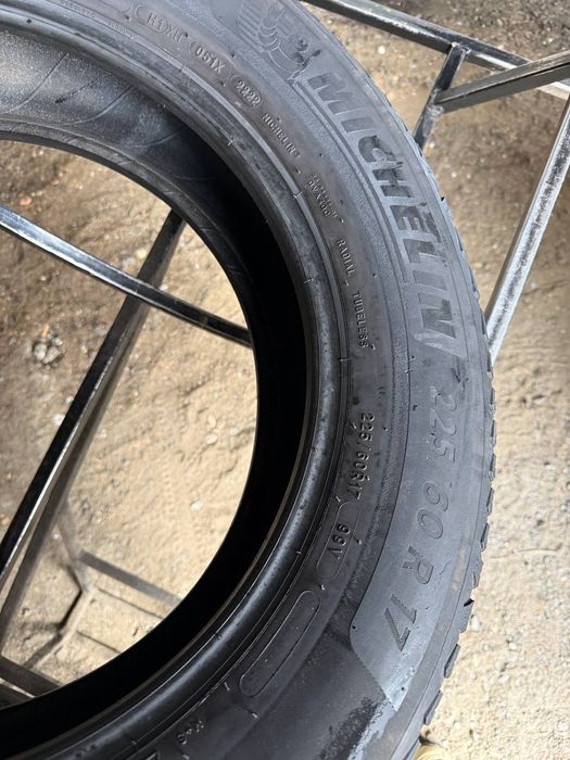 Шины БУ 225 60 R 17 Michelin CROSSCLIMATE Всесезон Комплект резина