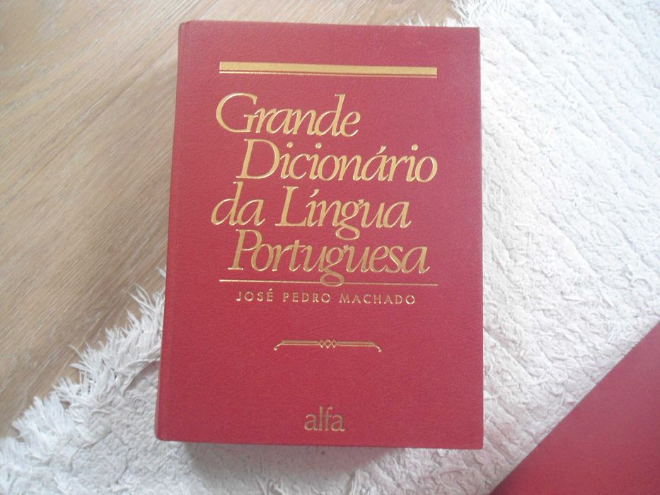 Grande Dicionário da Língua Portuguesa de José Pedro Machado