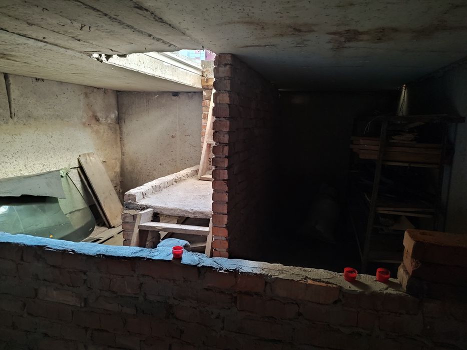 Продам гараж.Гаражний кооператив "Кенотрон"