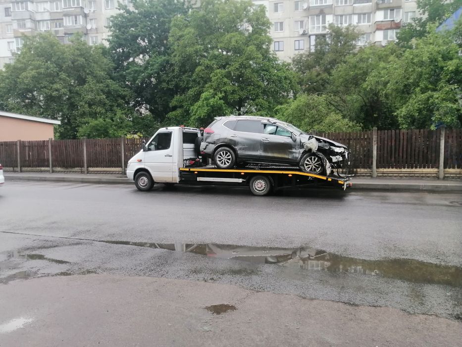 Евакуатор Цілодобово 24/7 Житомир та область