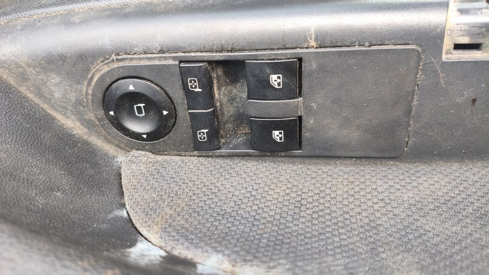Opel Astra h GTC 1.7 cdti 101 KM 3 drzwiowa Witam sprzedam na czesci