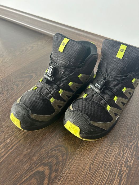 Salomon buty trekingowe XA PRO V8 MID WP 37