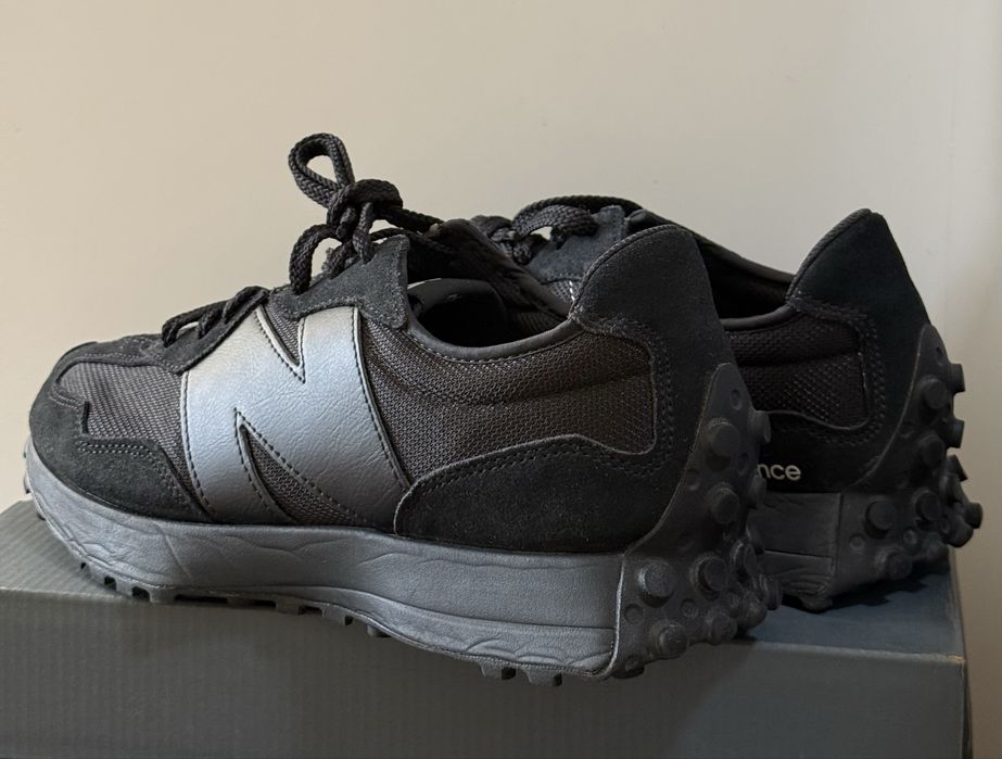 ひページ Кросівки - New Balance 327 🔥 •Розмір - 40 (25.5 см) •Стан нових