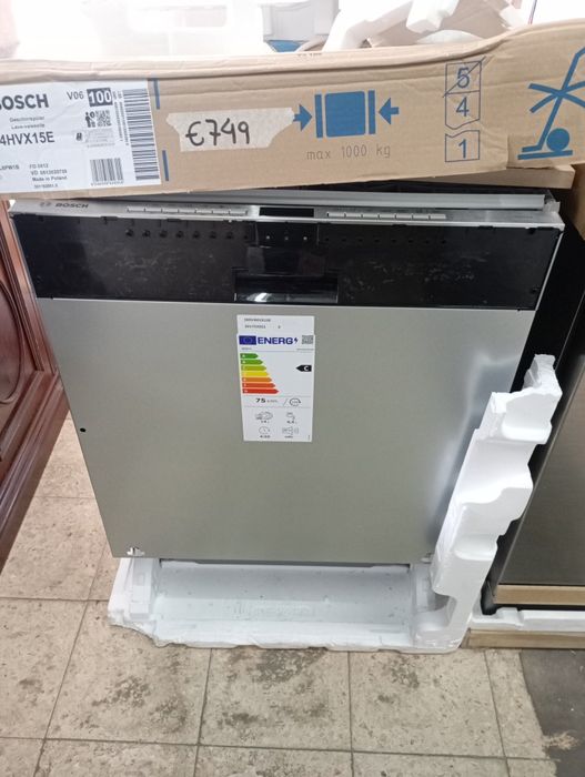 Máquina de louça Bosch "Nova"