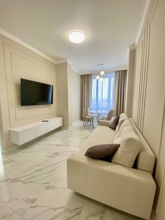 Продажа от собственика. Видовая дизайнерская квартира на набережной