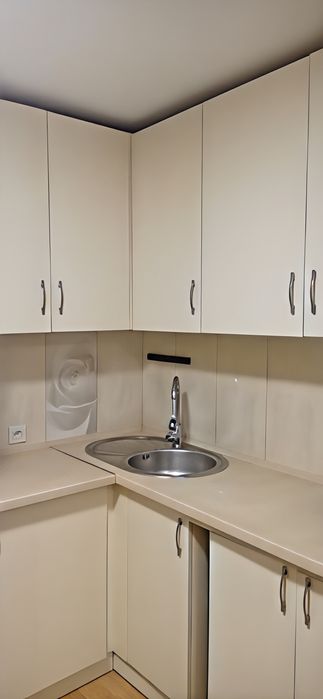 Продам кімнату в гуртожитку 17 кВ ,смт Коцюбинське(15 хв до метро)