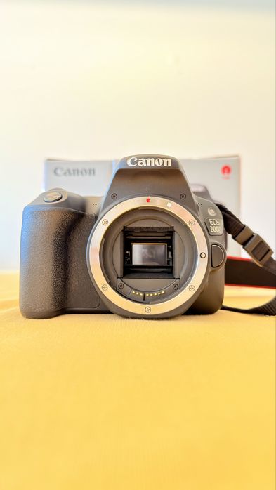 Maquina fotográfica Reflex Canon + 2 lentes